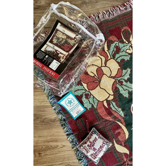 Vintage Christmas Tapestry Throw Blanket Fringe Happy Holidays Angel Gift 46x67 - Picture 2 of 11